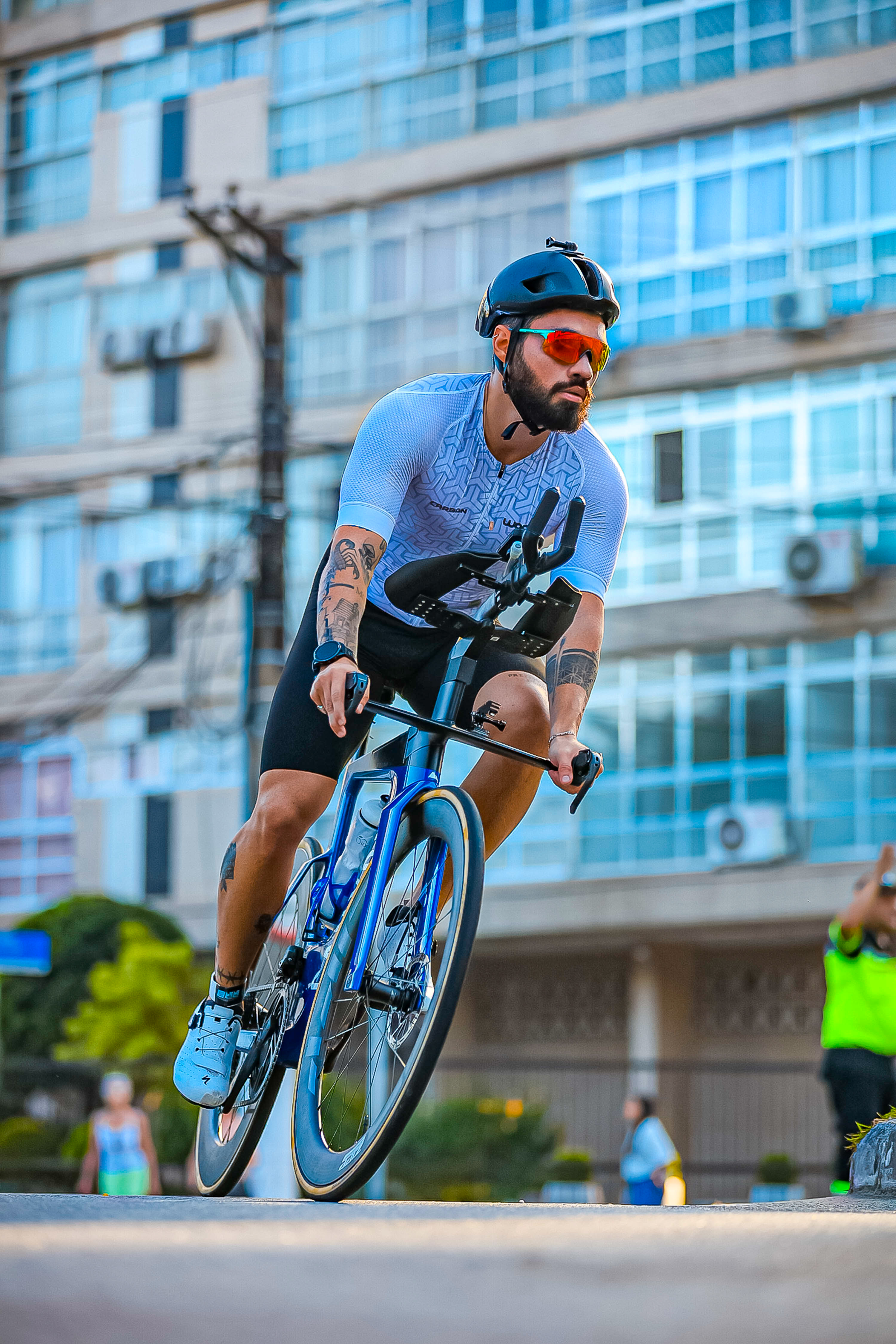 Guilherme Jaldin em prova de triathlon